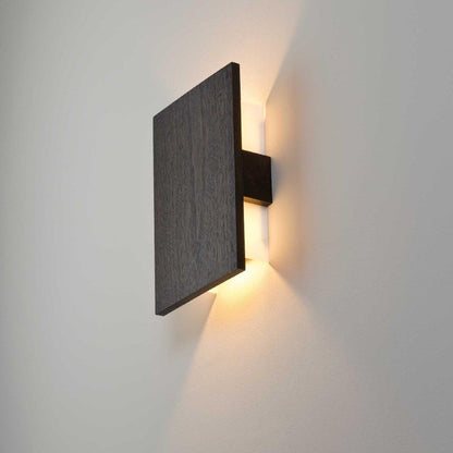 Tersus Sconce