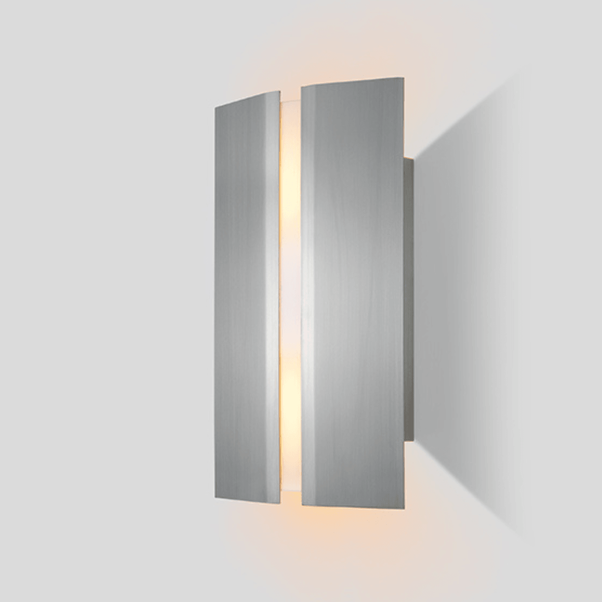 Rima Outdoor Sconce